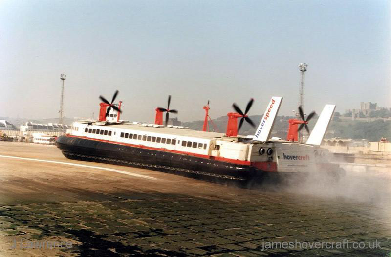The SRN4 with Hoverspeed in Dover with a new livery - The Princess Anne (GH-2007) arriving into Dover, climbing the Dover slipway (Pat Lawrence).